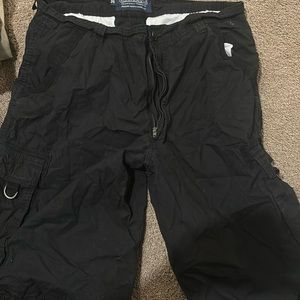 Size L men’s Black  cargo shorts